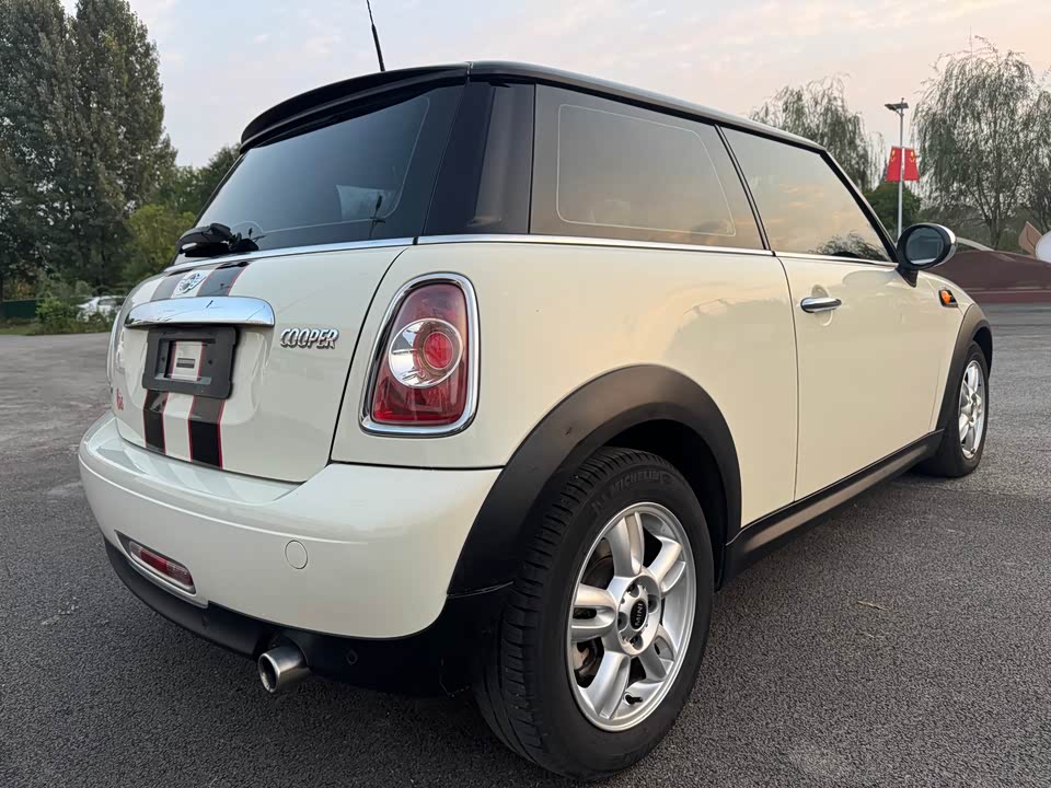 MINI MINI