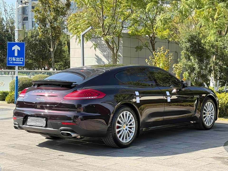 Porsche Panamera
