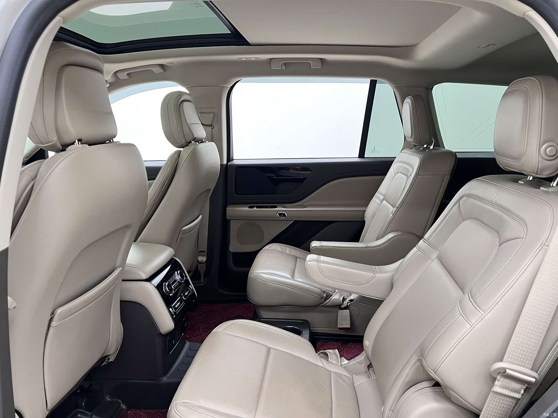 Lincoln Aviator, 2021 18