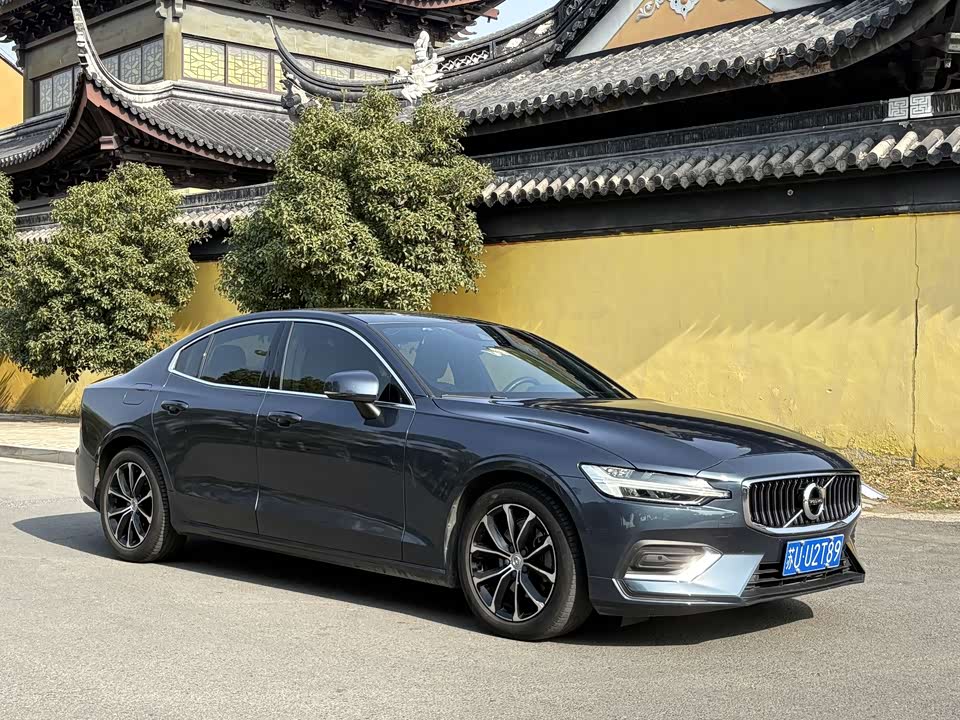 Volvo S60