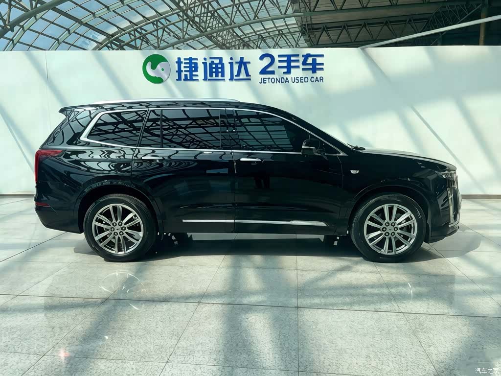 Cadillac XT6, 2022 4