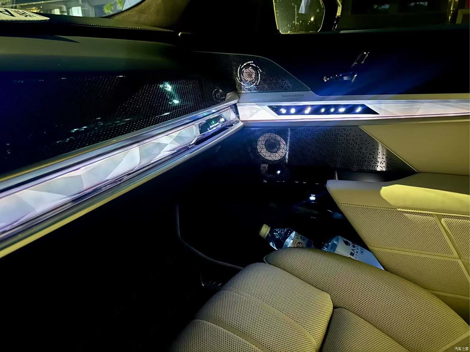 BMW i7, 2024 24
