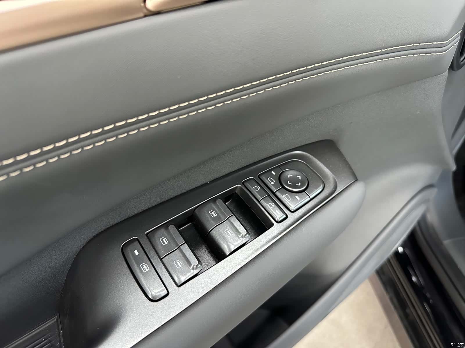 Wuling Starlight, 2026 все фото