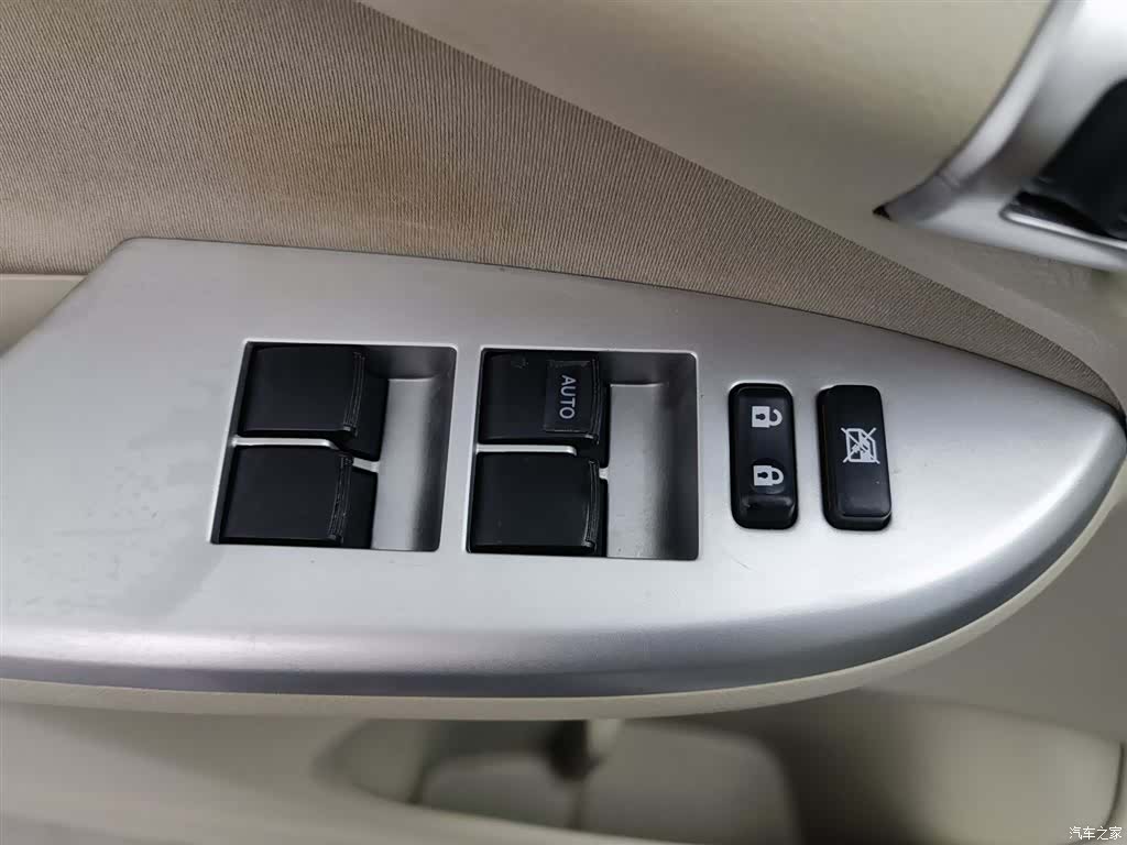 Toyota Corolla, 2011 9