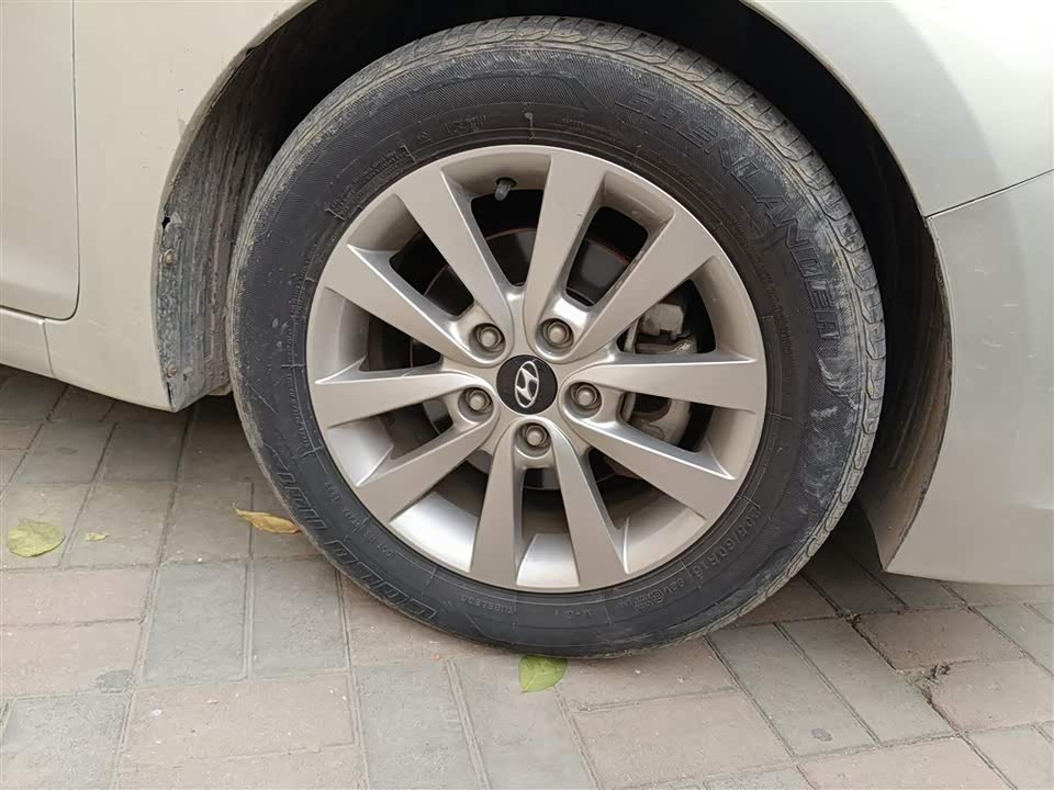 Hyundai Name picture