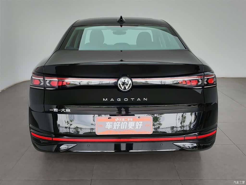 Volkswagen Magotan, 2026 4