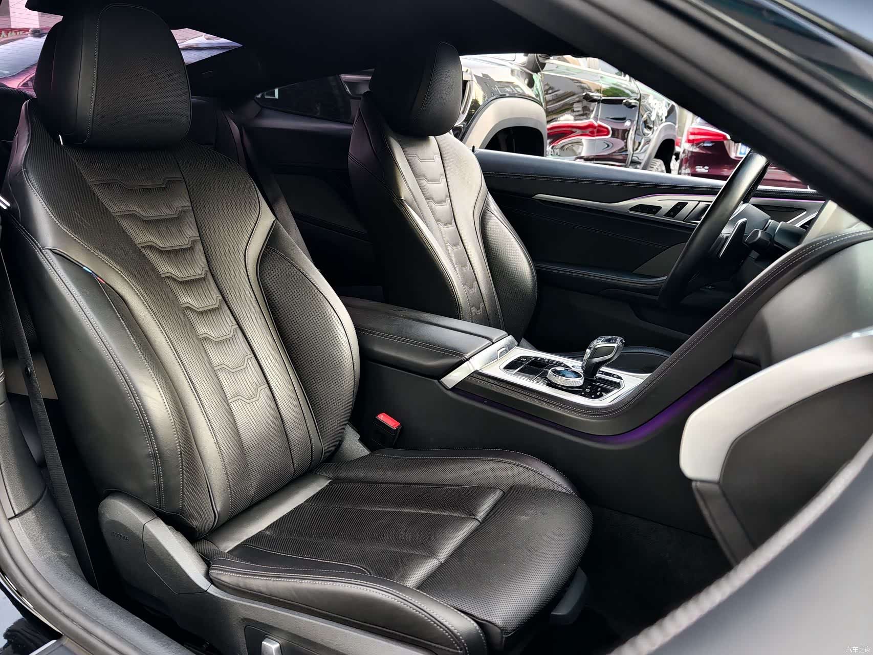 BMW 8 Series, 2020 7