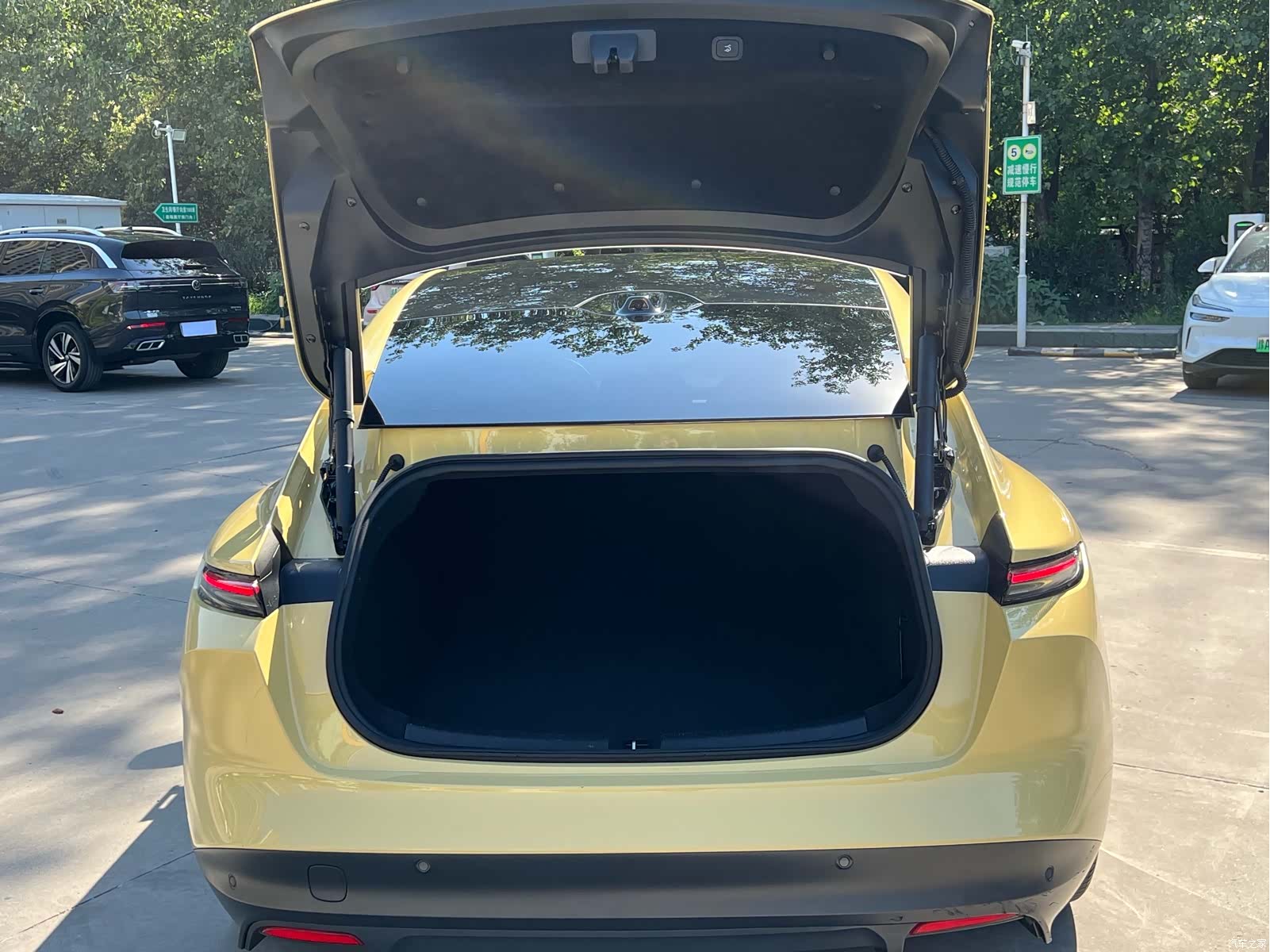 NIO ET5, 2023 19
