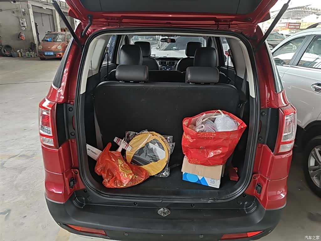 BAIC S3, 2015 19
