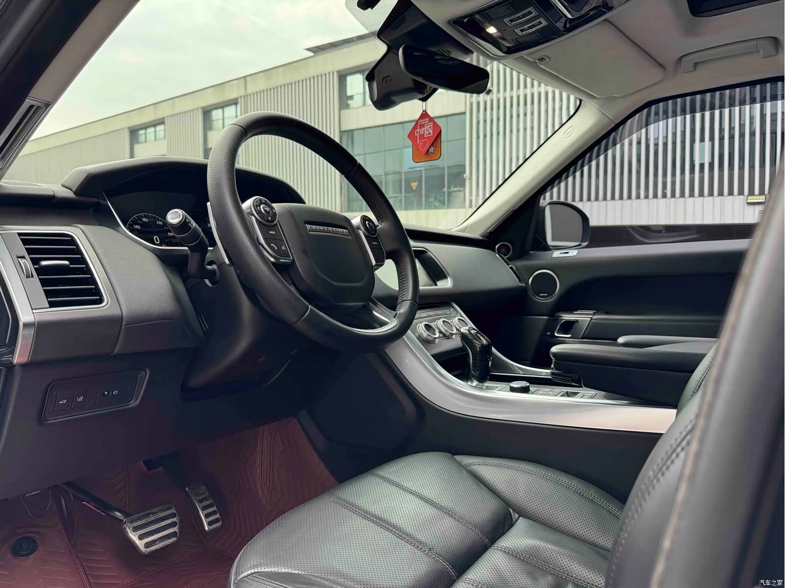 Land Rover Range Rover, 2018 все фото