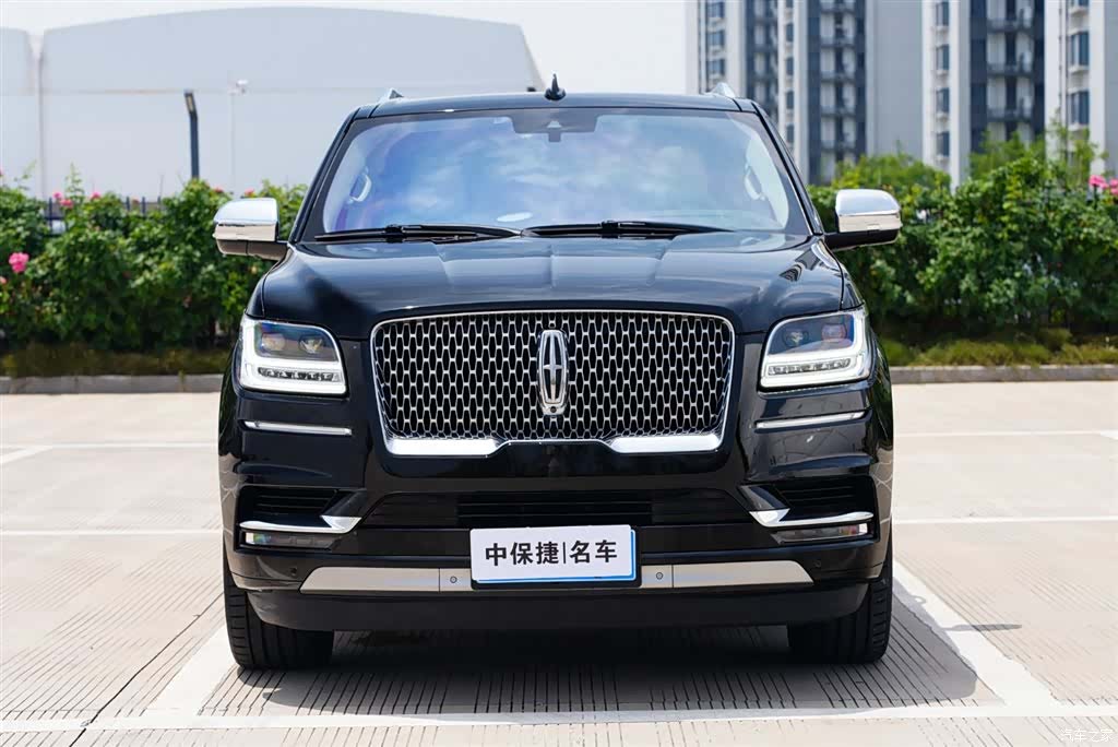 Lincoln Navigator, 2018 3