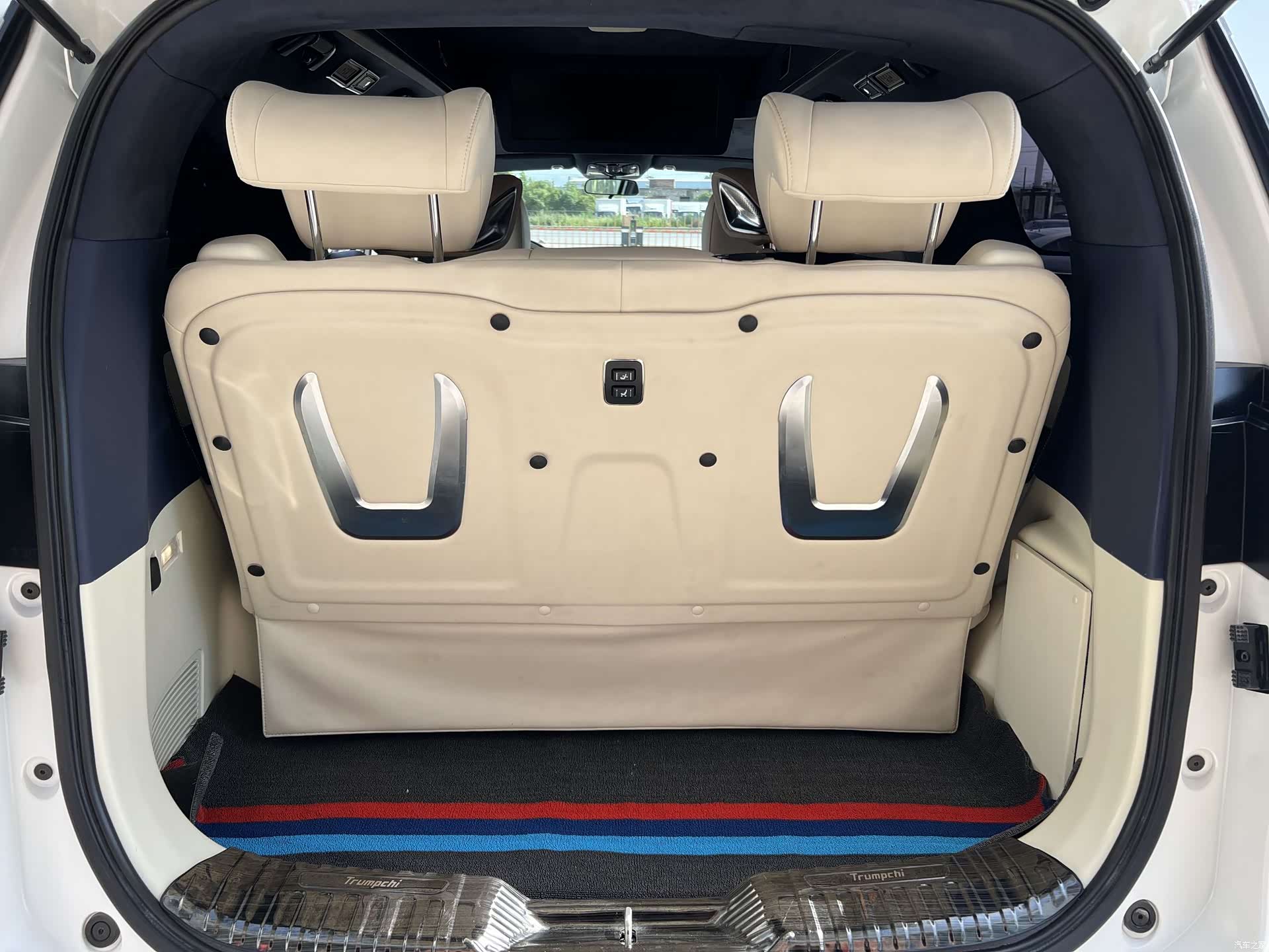 Trumpchi M8, 2022 12