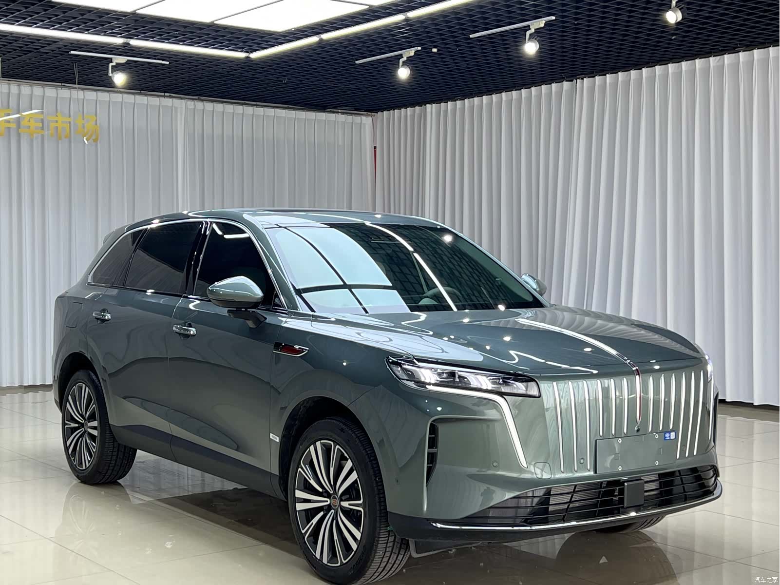 Hongqi HS6, 2026 3