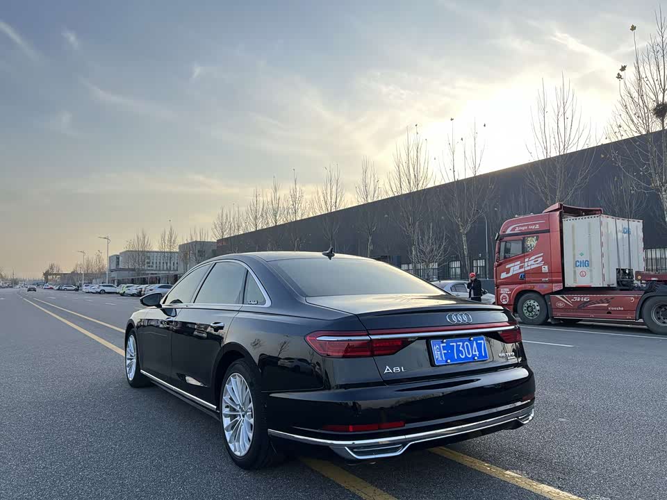 Audi A8
