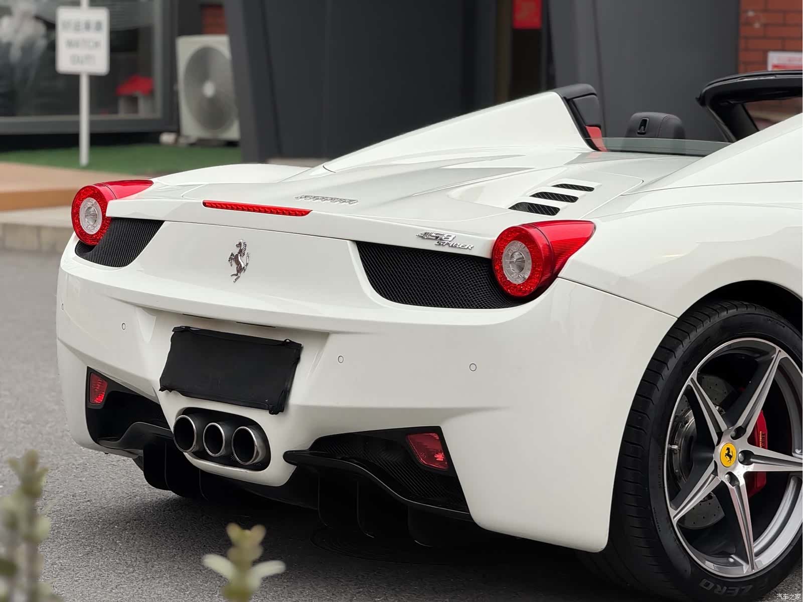 Ferrari 458, 2014 13