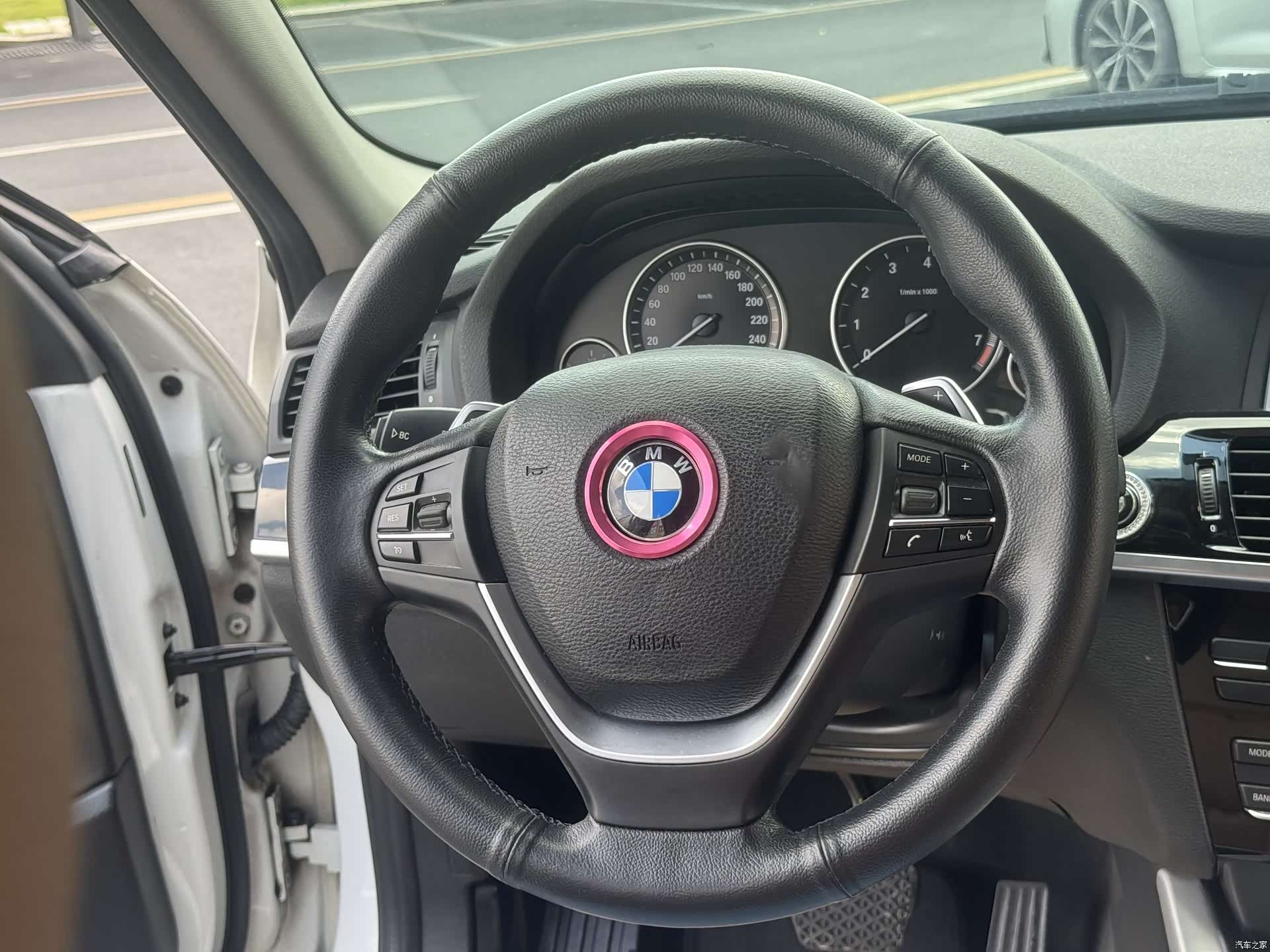 BMW X4, 2015 28