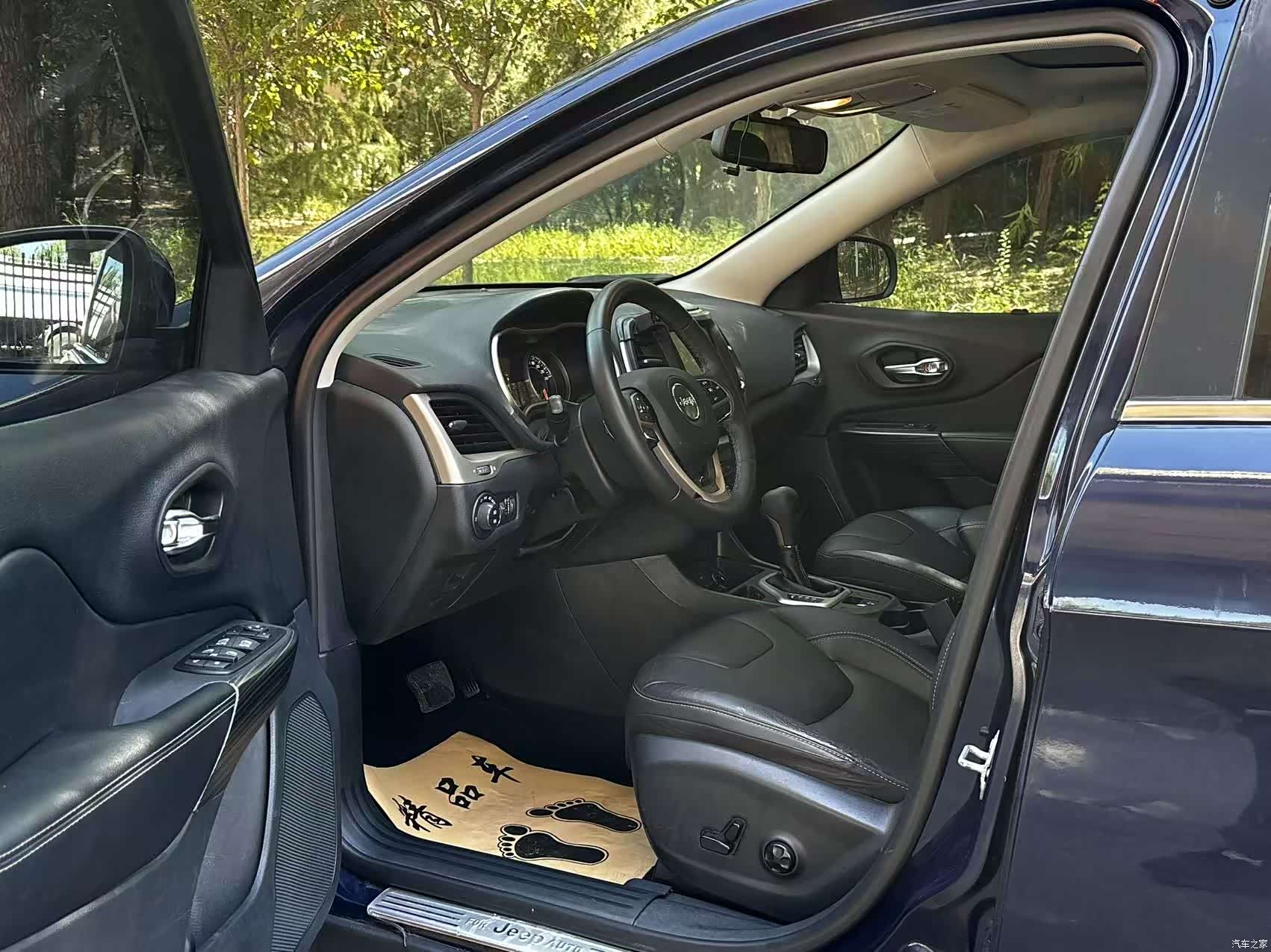 Jeep Cherokee, 2018 12