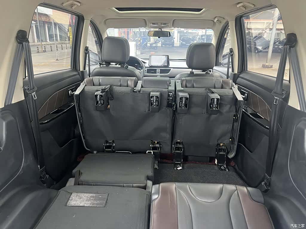 DongFeng S370, 2018 6