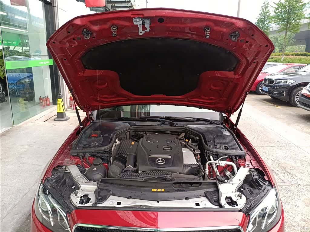 Mercedes-Benz E-Class, 2018 20