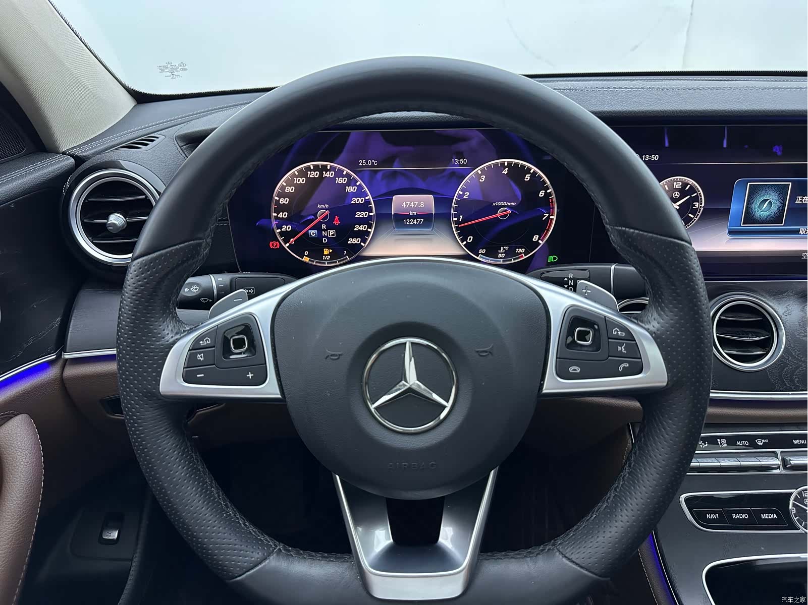 Mercedes-Benz E-Class, 2018 12