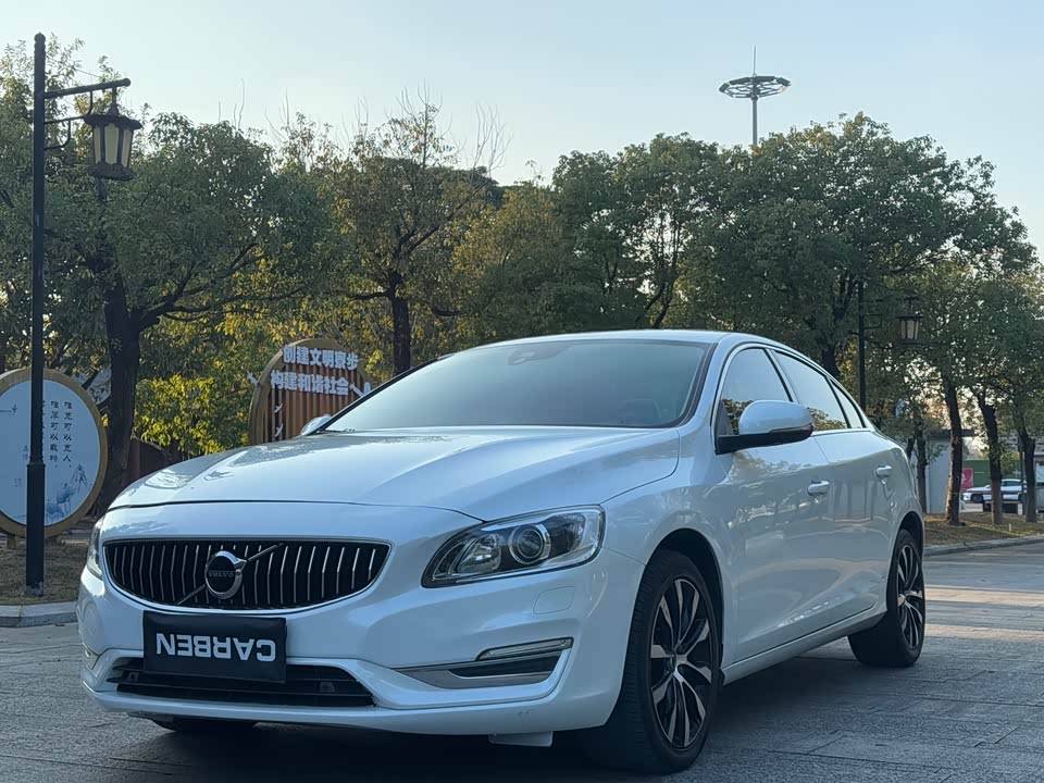 Volvo S60