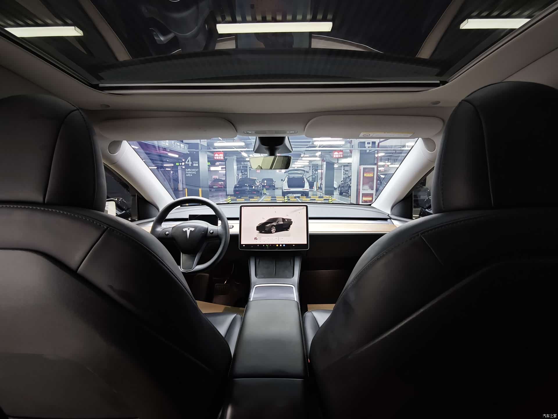 Tesla Model Y, 2022 28