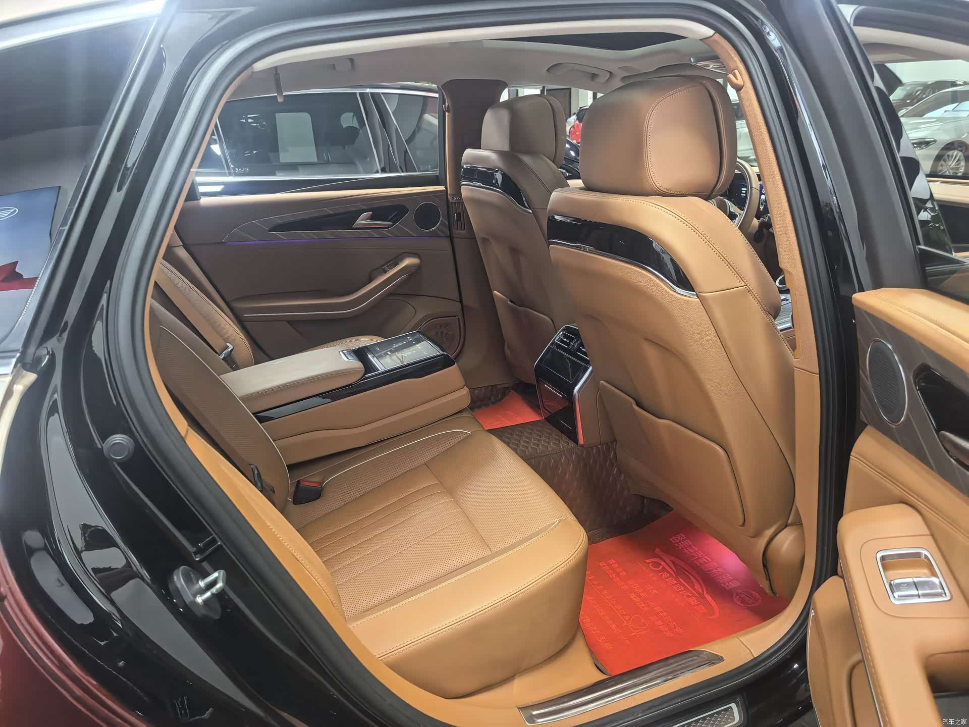 Hongqi H9, 2023 16