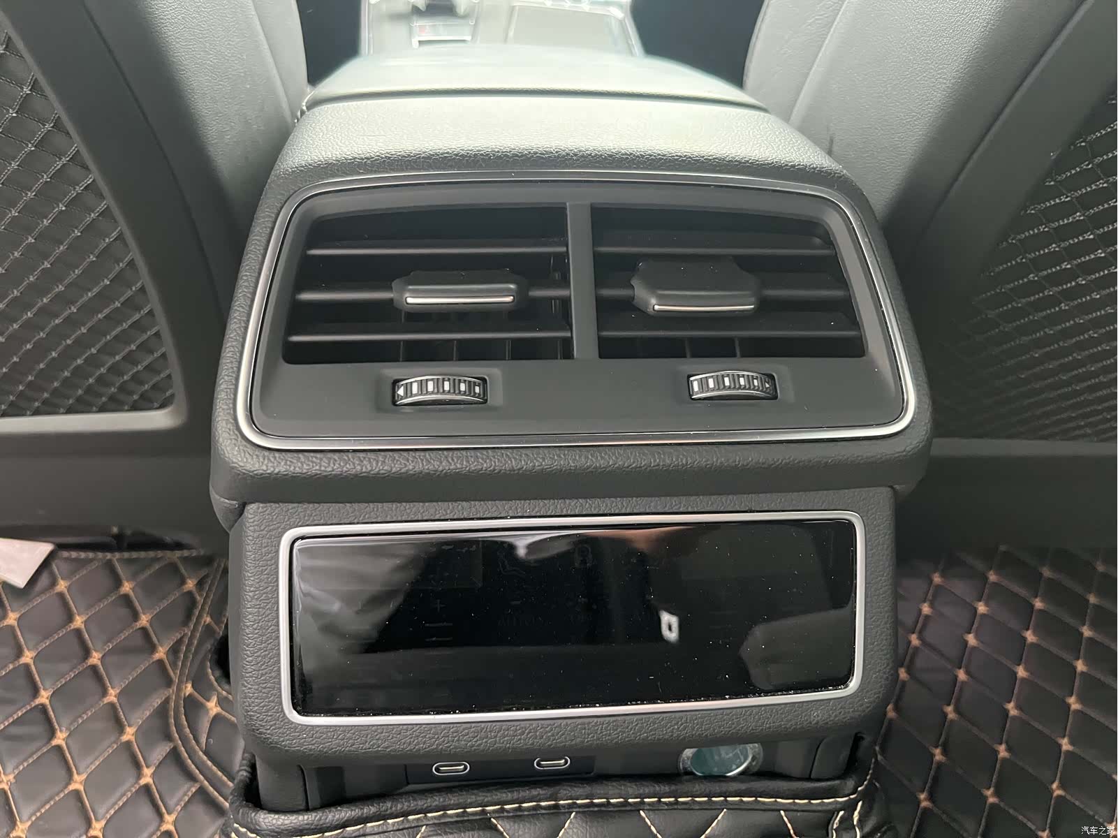 Audi A6L, 2023 13