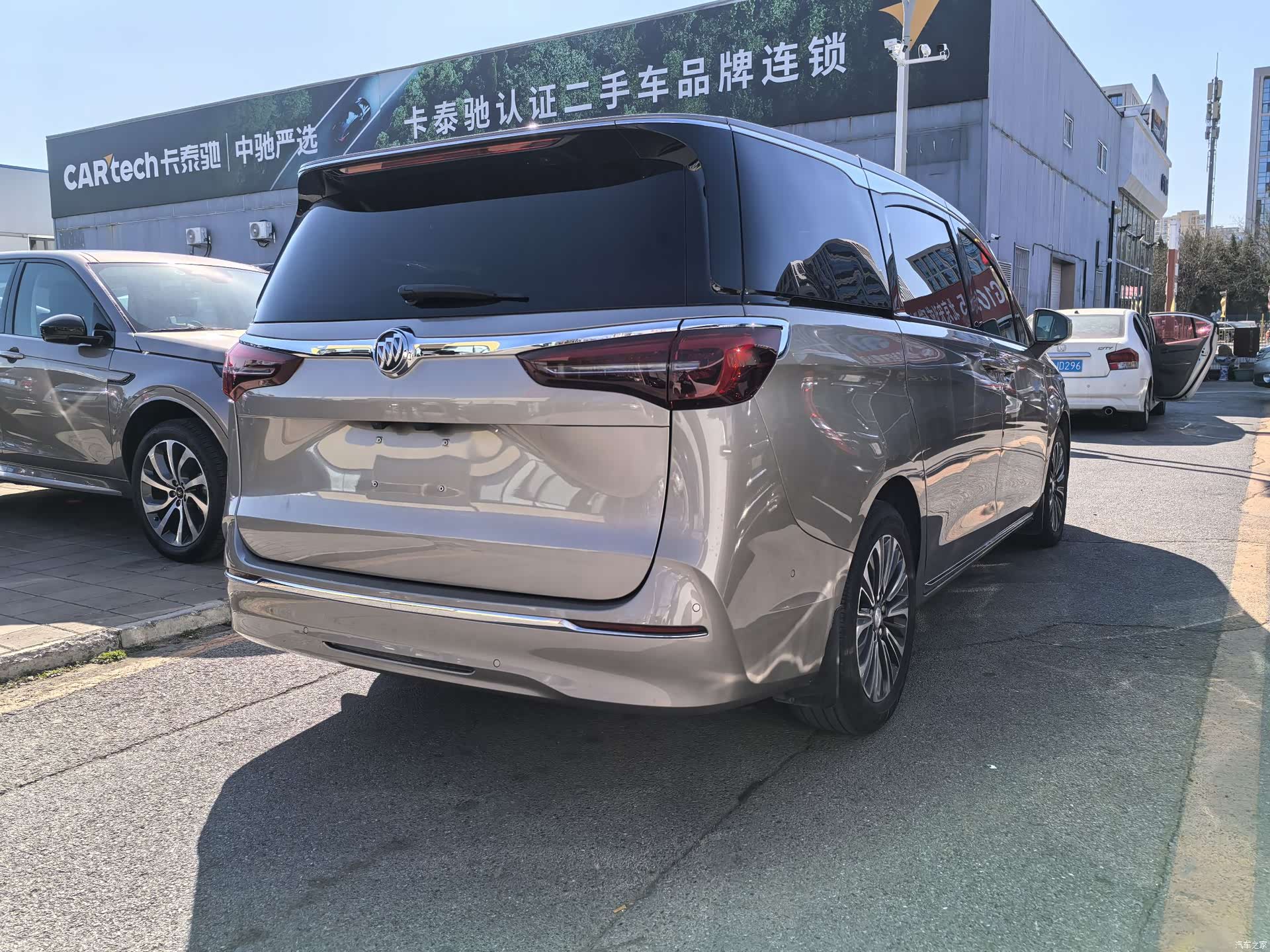 Buick GL8, 2023 6