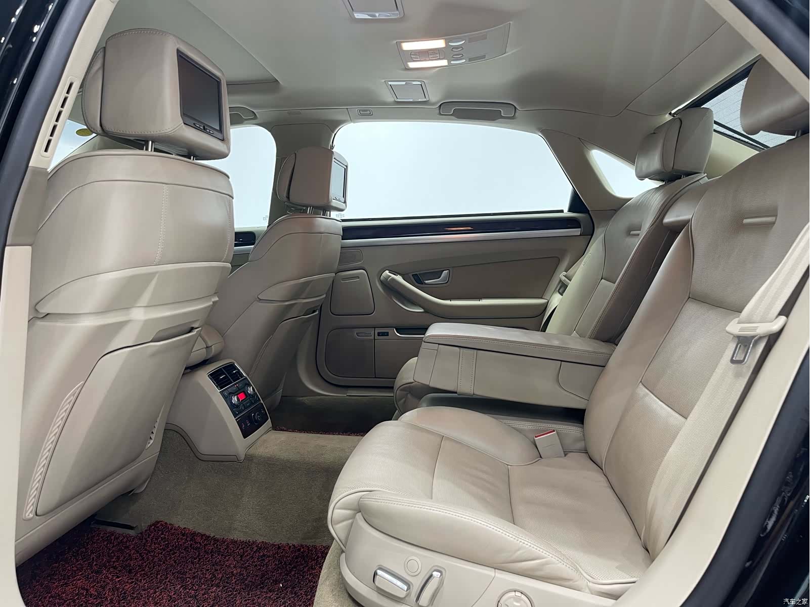 Audi A8L, 2009 15
