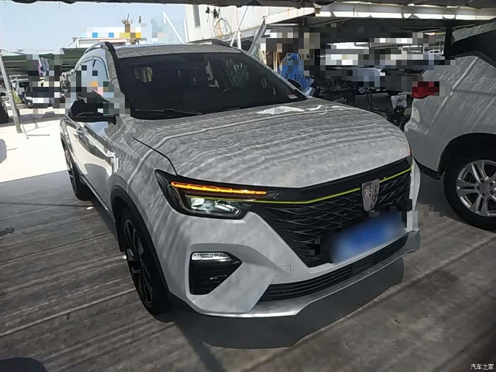 Roewe RX5, 2021 4