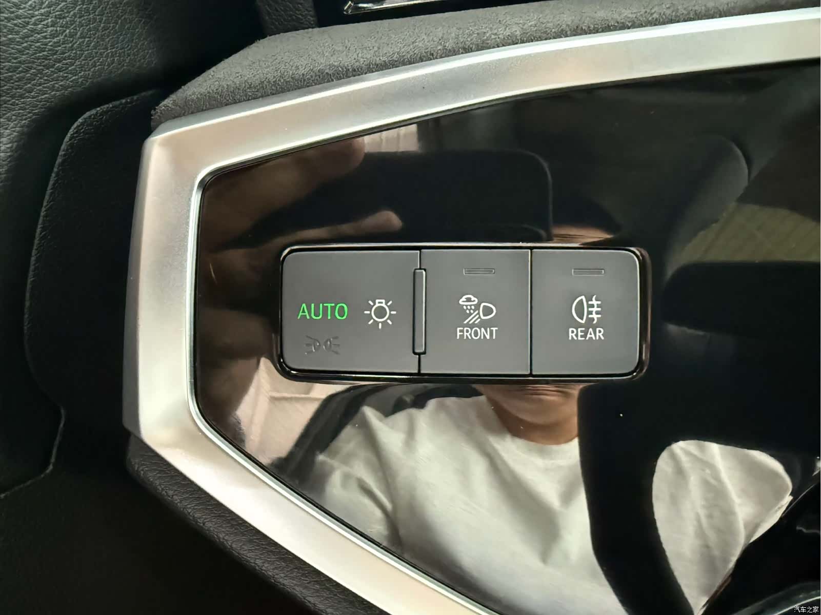 Audi Q3, 2023 16