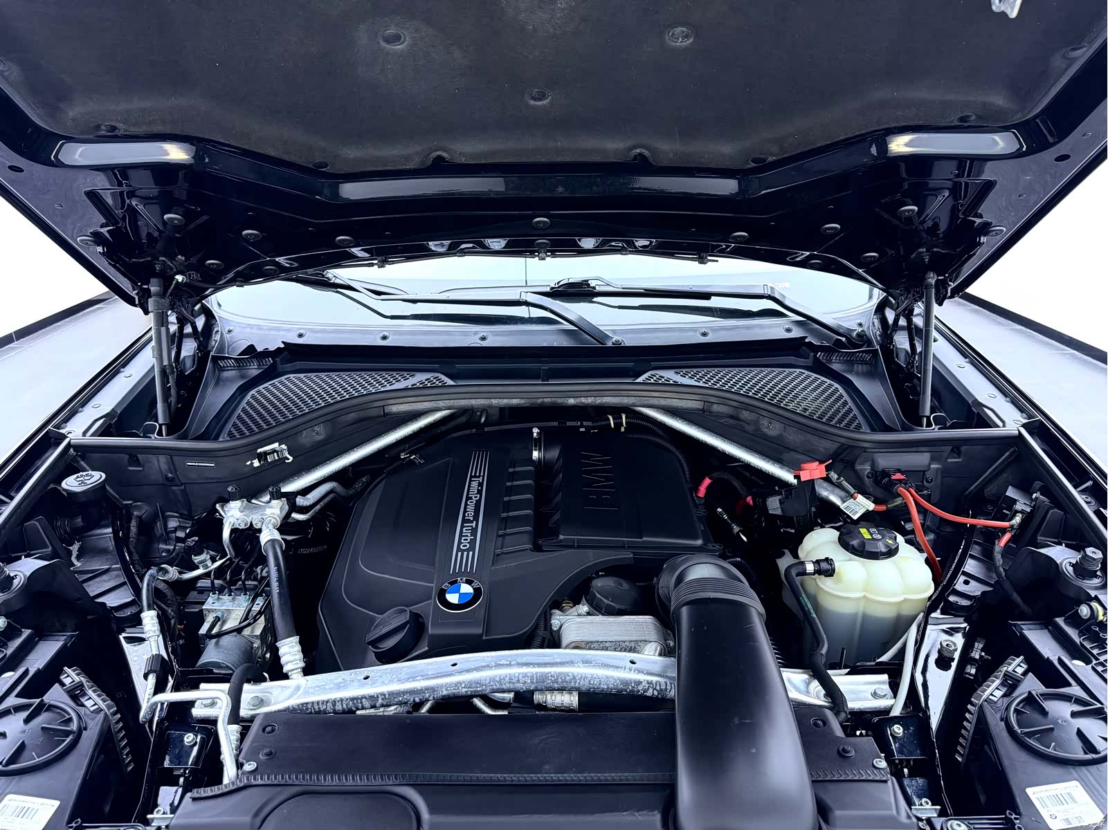 BMW X6, 2018 11