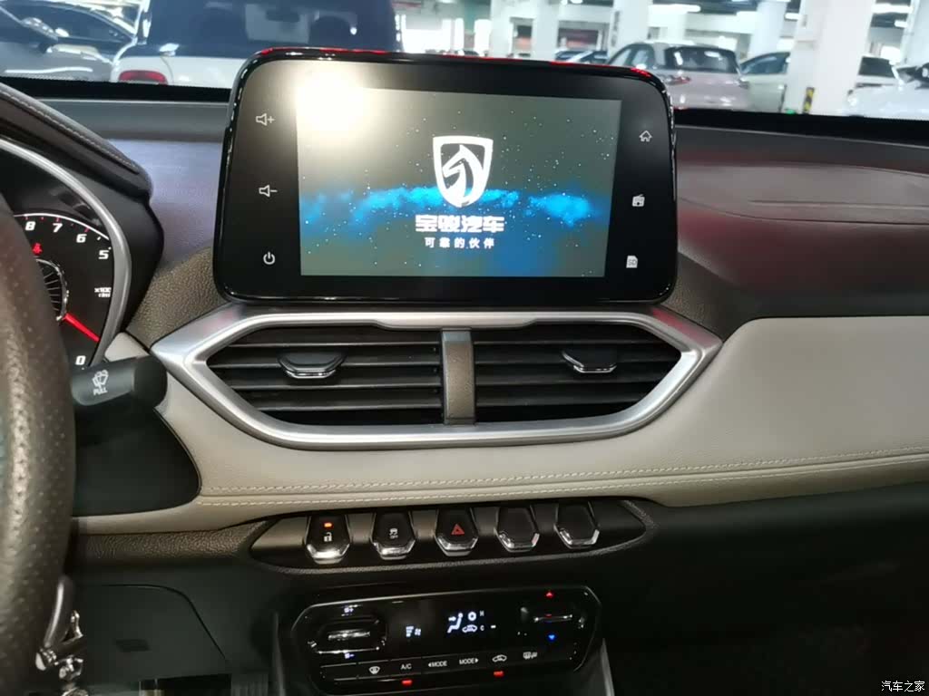 Wuling 510, 2019 13