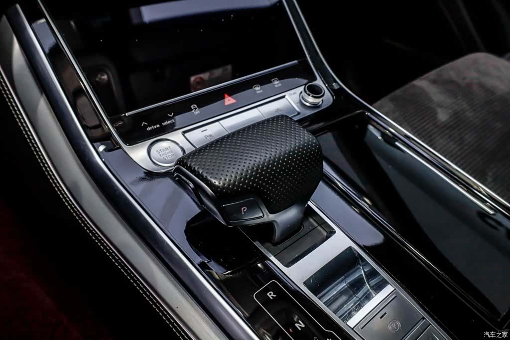 Audi Q8, 2020 16