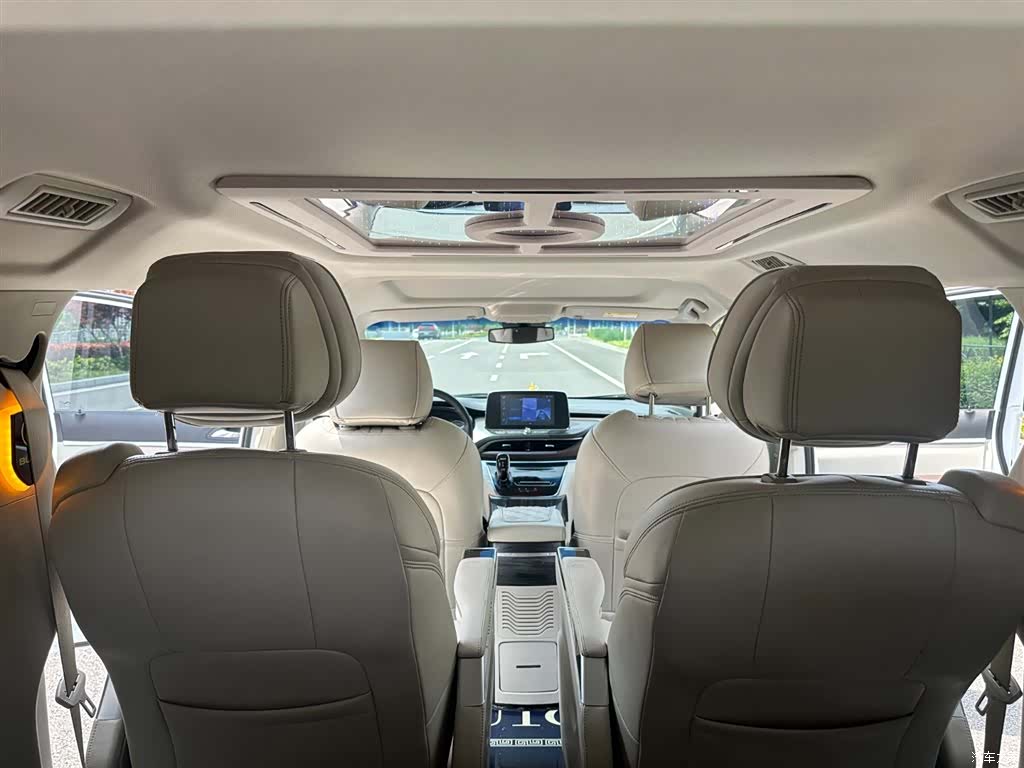 Buick GL8, 2020 12