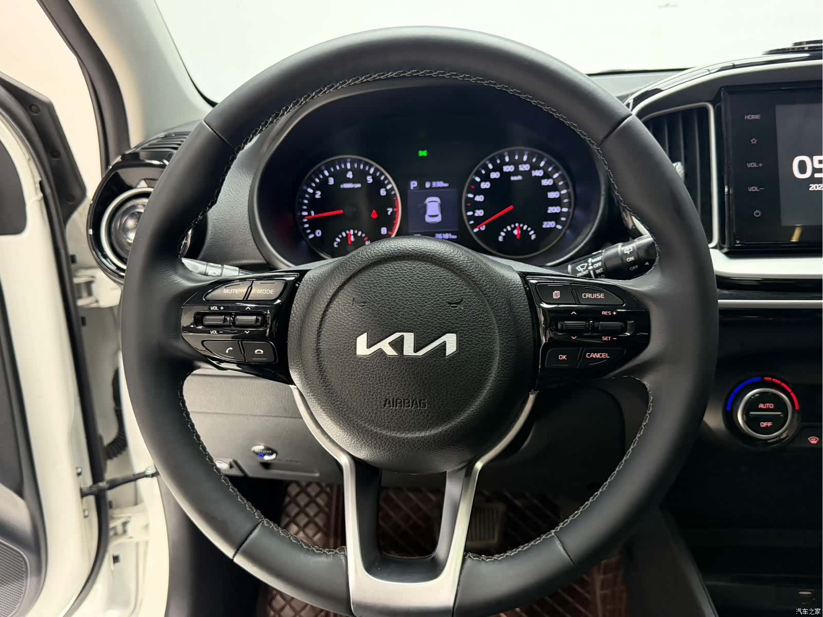 Kia KX1, 2023 15