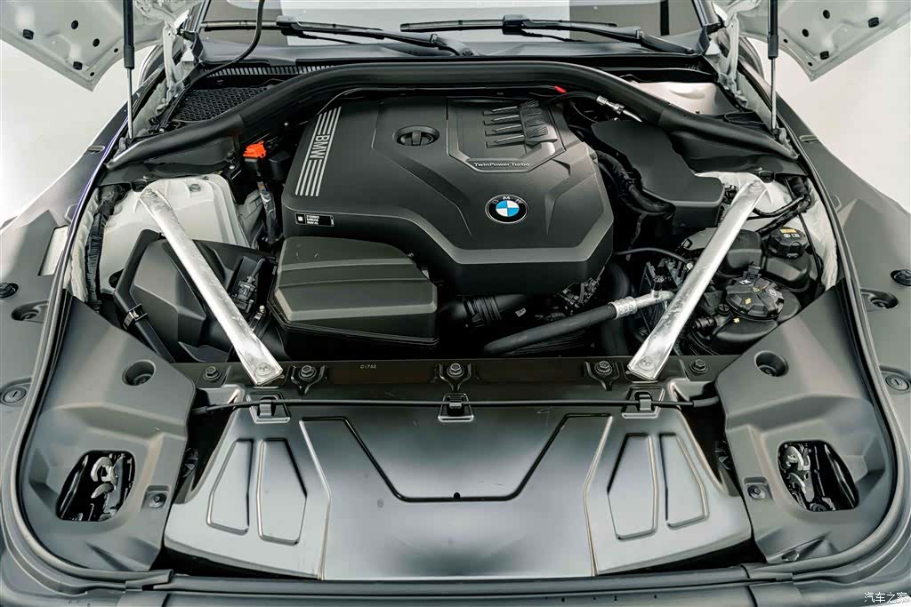 BMW Z4, 2023 22