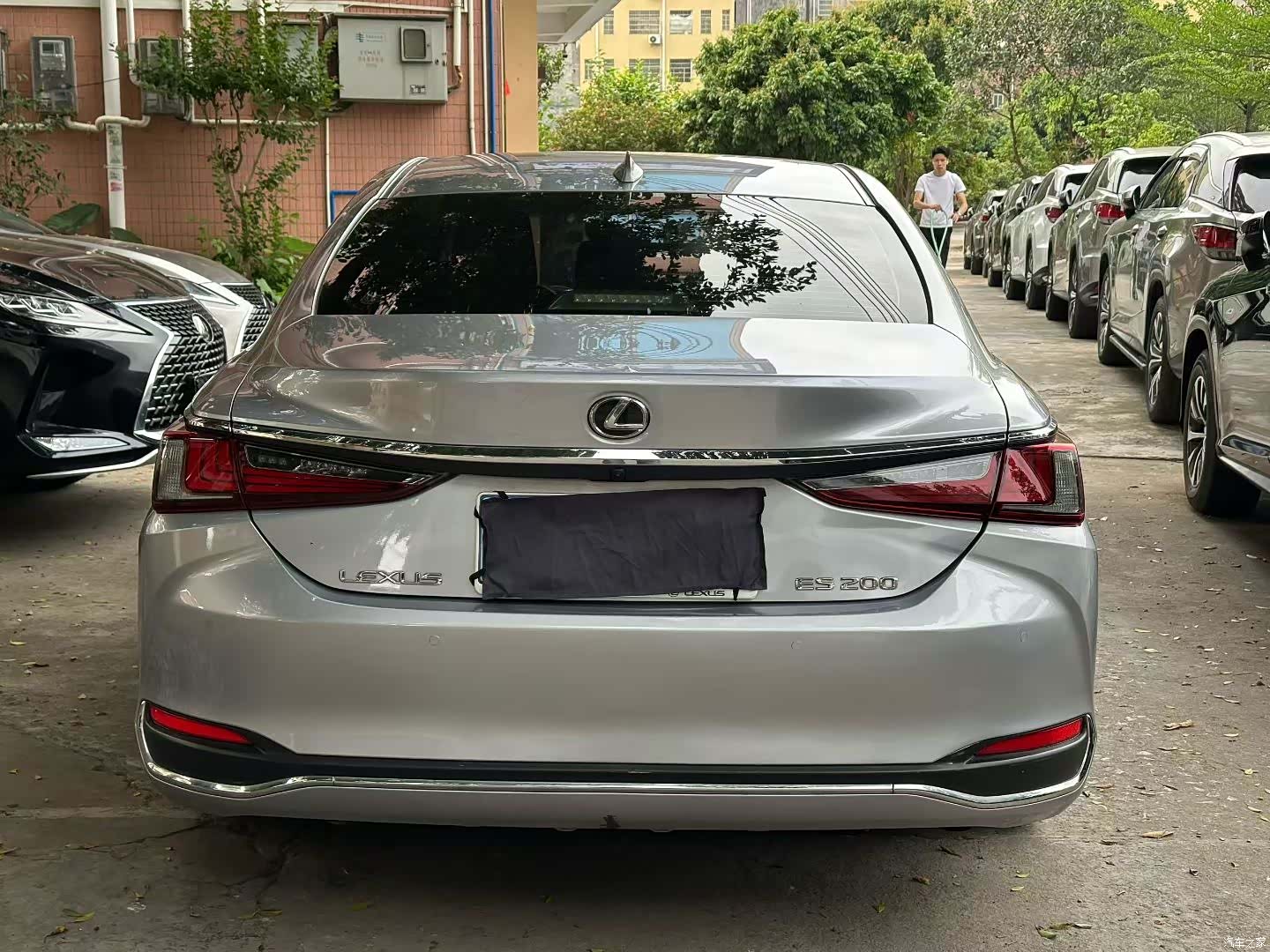 Lexus ES, 2023 8
