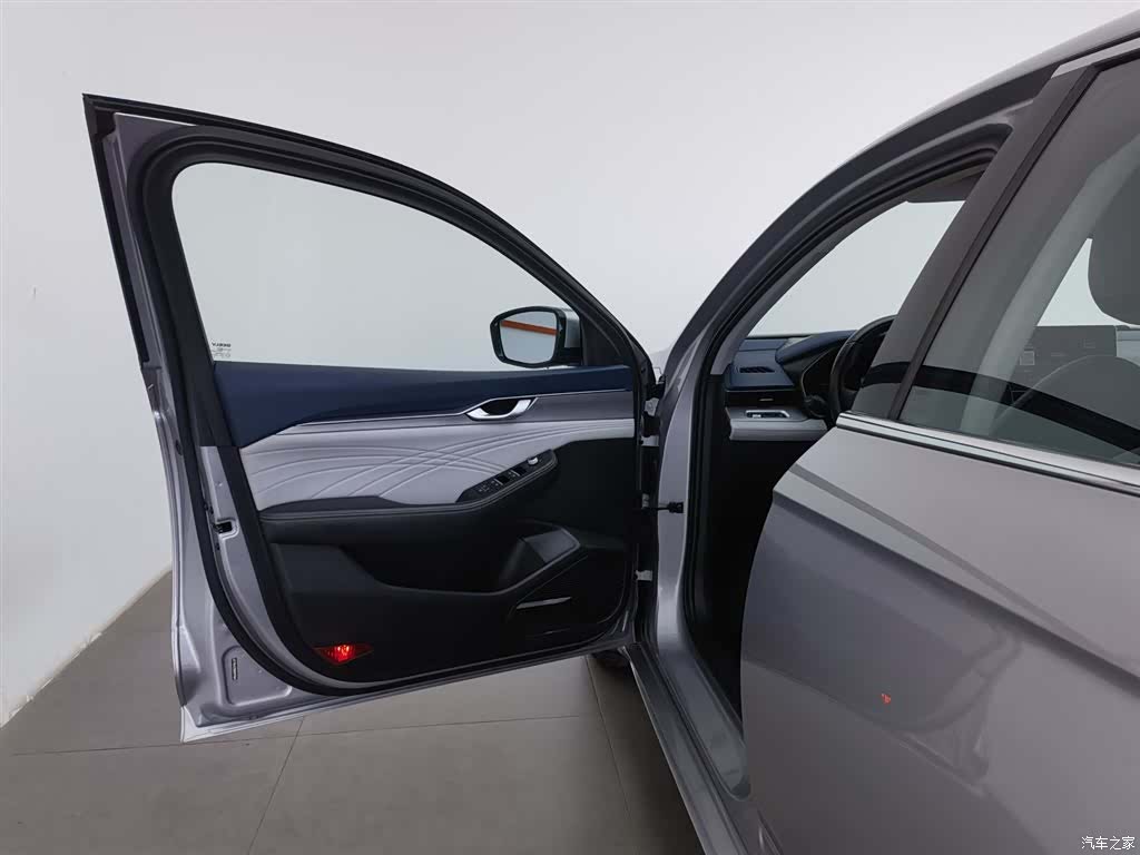 Geely Preface, 2021 8