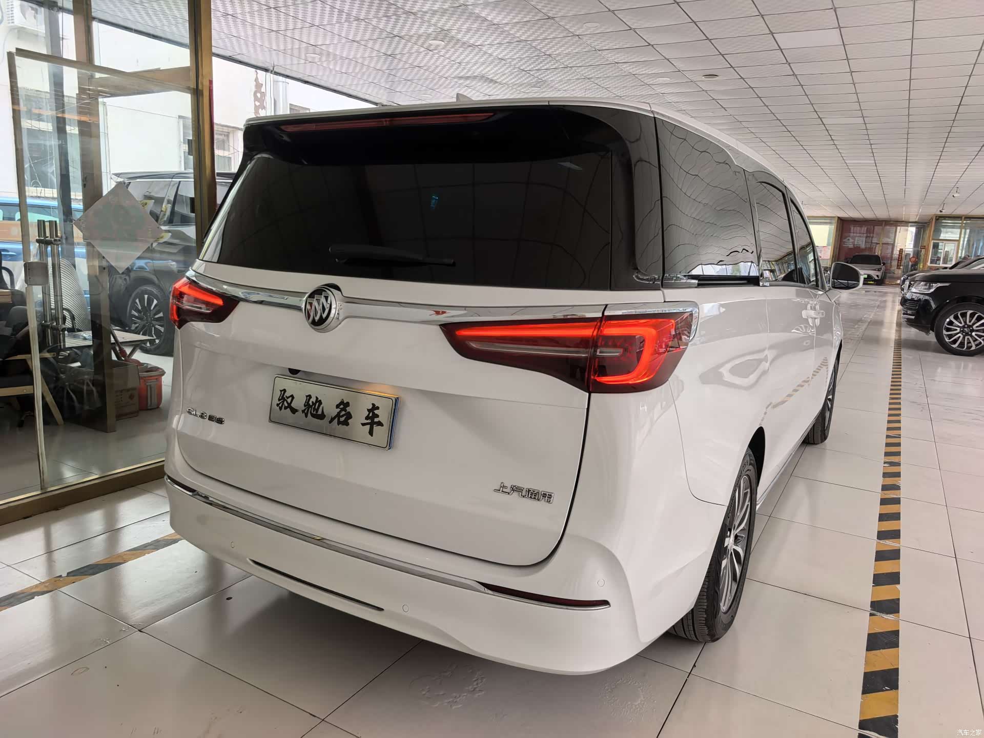 Buick GL8, 2023 20