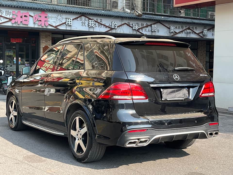 Mercedes-Benz M class