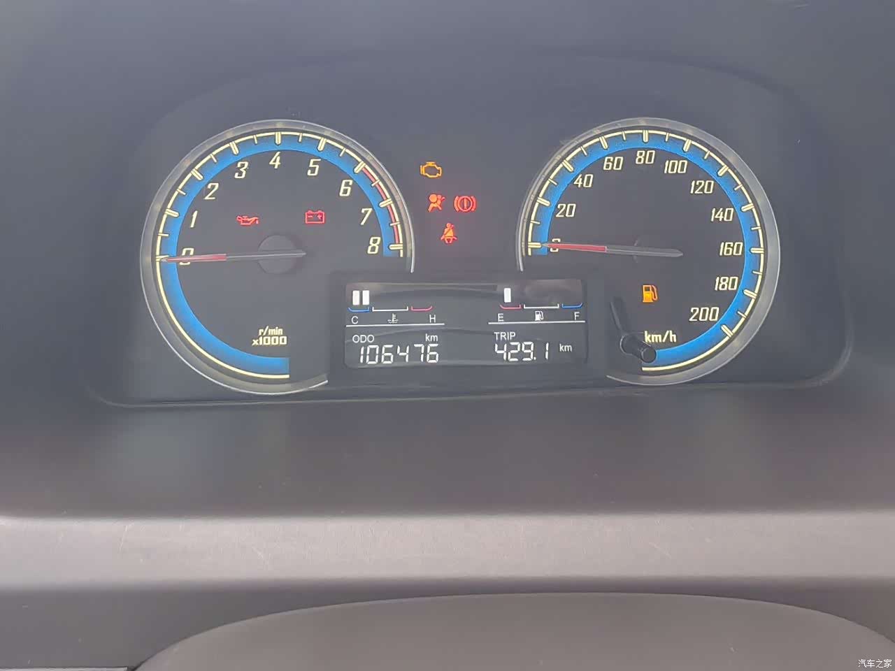 Wuling 730, 2015 11