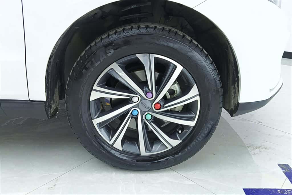 Geely X6, 2020 6