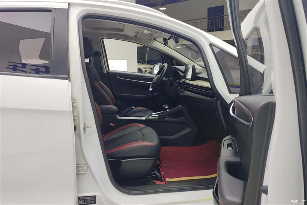 Geely X3, 2022 8