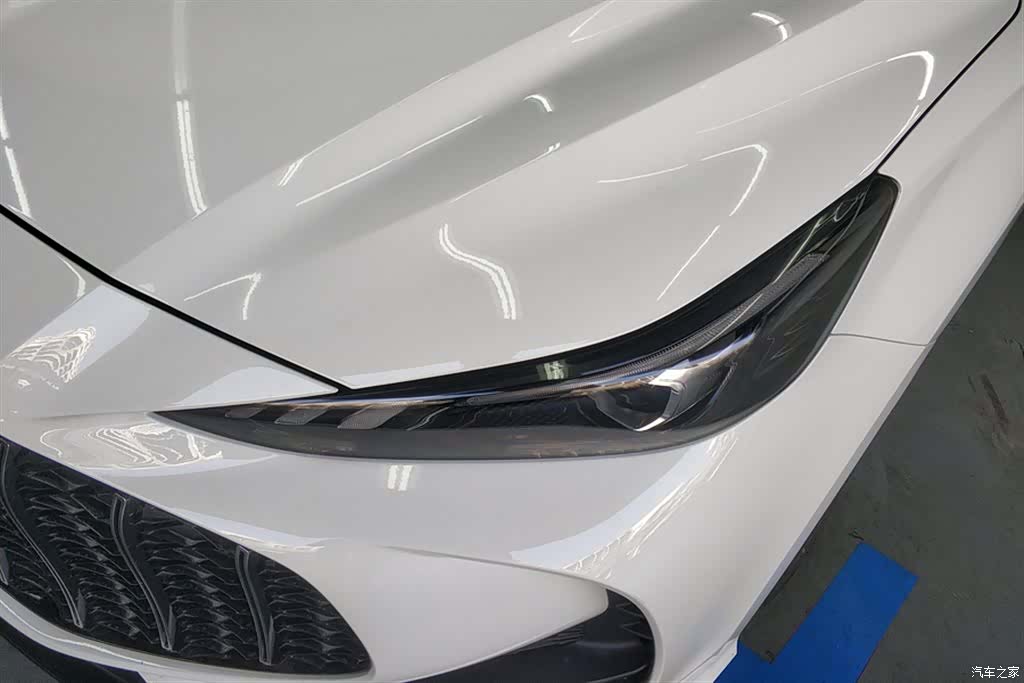 MG MG5, 2025 все фото