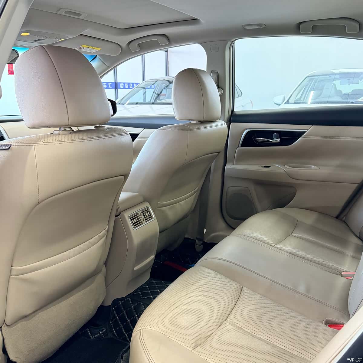 Nissan Teana, 2017 11