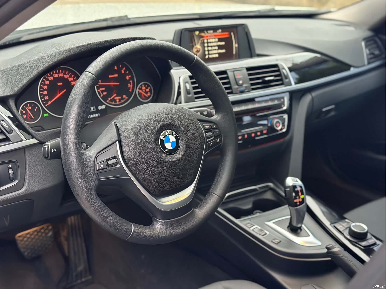 BMW 3 Series, 2017 16