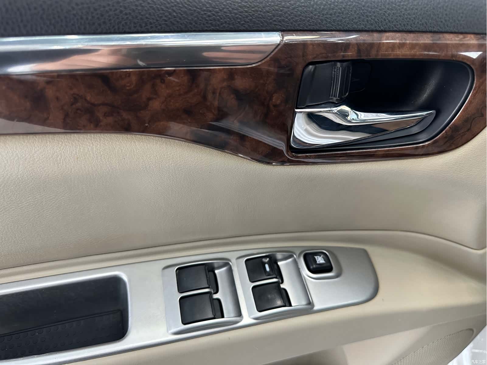 Mitsubishi Pajero, 2017 21