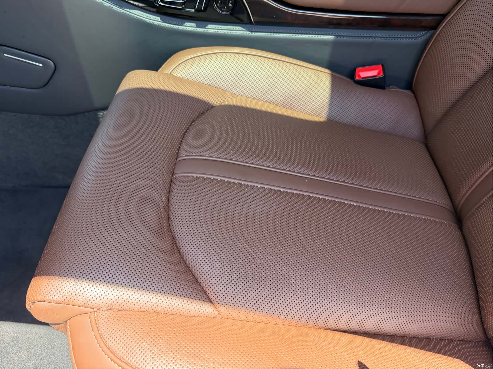 Audi A8L, 2015 13